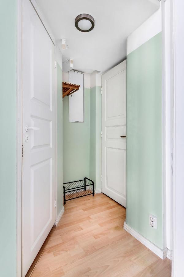 Central Helsinki Studio Near All Attractions Екстер'єр фото